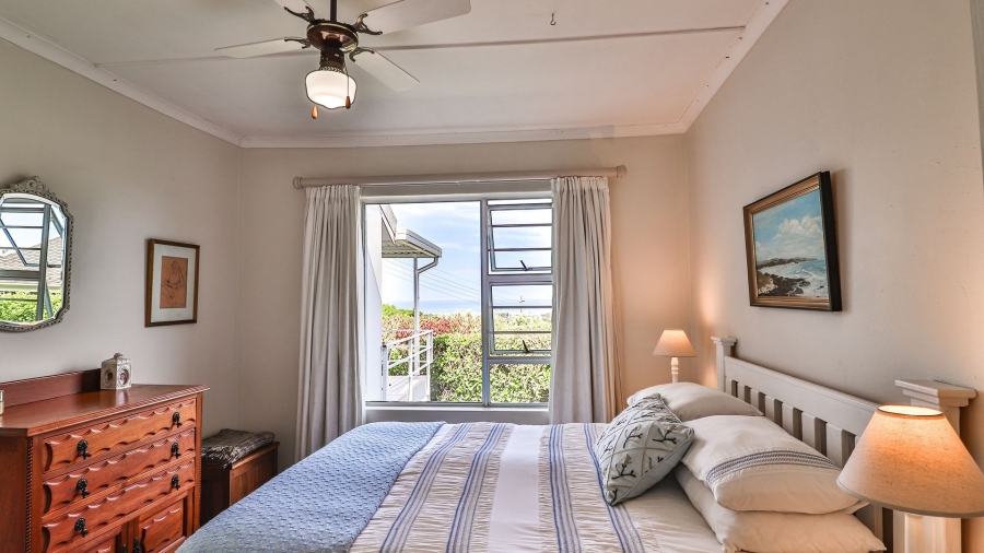 3 Bedroom Property for Sale in Sunrise On Sea Eastern Cape